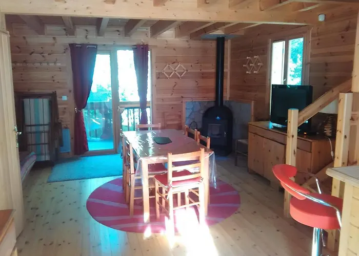 Bois Au Milieu Des Pyrénées